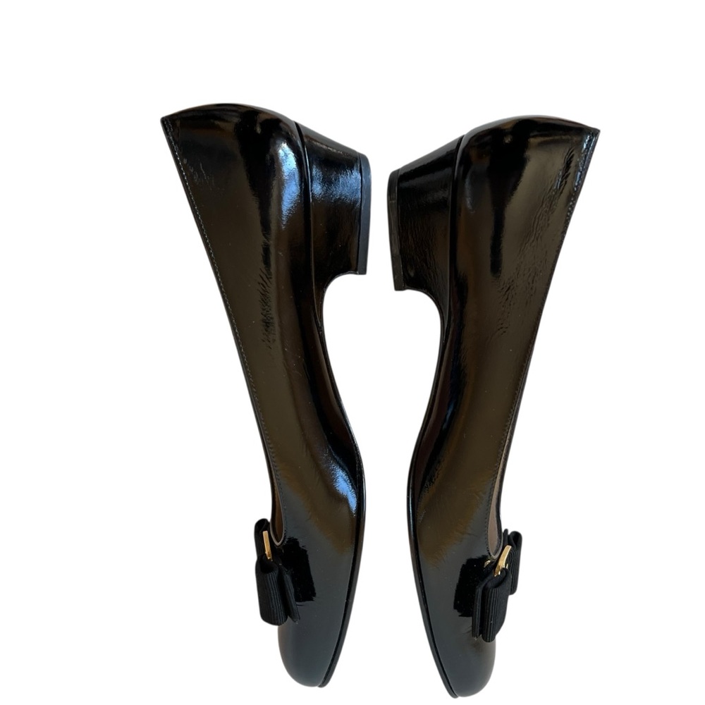 Sold! Salvatore Ferragamo Black  with Bow Detail size 8 AAAA new - Picture 4 of 16